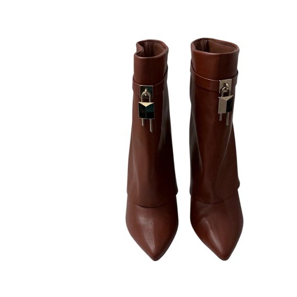 Liliana Shoes - LILIANA Women's Liliana Banks - 6 Drape Over Heel Boots, Lock Detail Brown, Sz 9